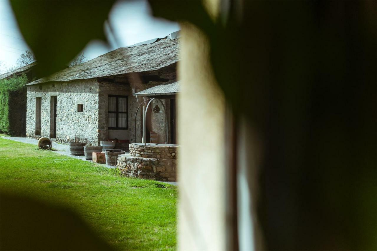 El Tiempo Recobrado - Hotel De Silencio Y Relax Villamartin de la Abadia Exterior foto